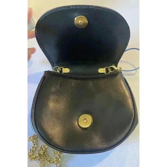 Salvatore Ferragamo Vintage Mini Bag Vera Shoulder Crossbody Saddle Gold Chain - Picture 8 of 16